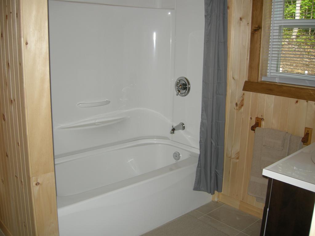 Chalet des Noisetiers Tadoussac Chambre photo